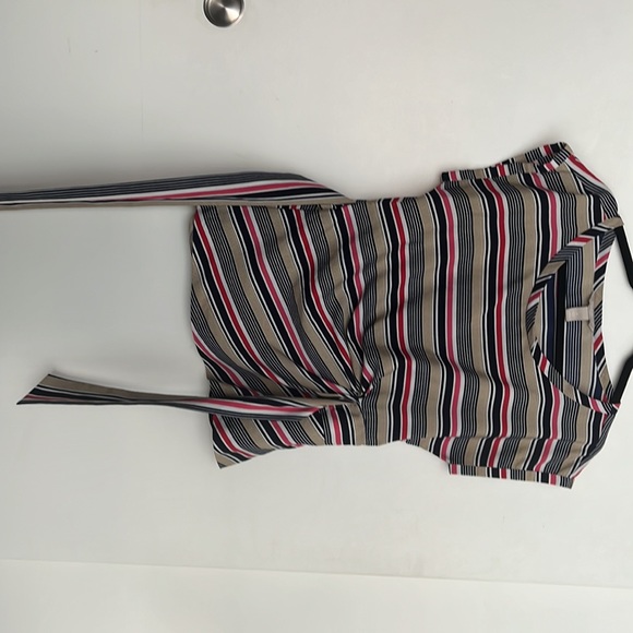 EUC Banana Republic Blouse - Picture 4 of 7